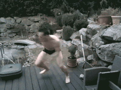guy-tries-to-jump-in-icy-pool-fail