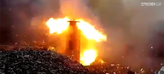 1405978434125220389[1]