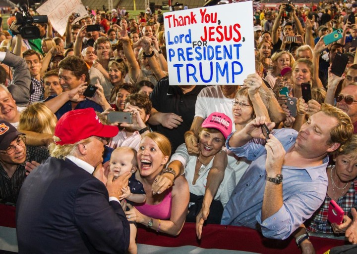 484797712-republican-presidential-candidate-donald-trump-greets.jpg.CROP.promo-xlarge2[1]