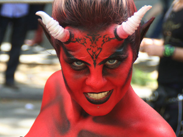 street-devil[1]
