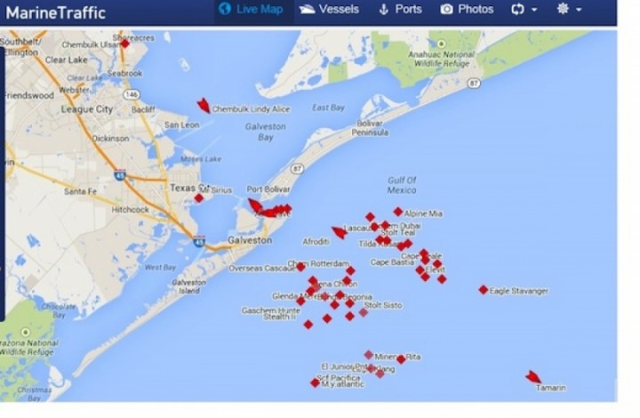 Petro tankers lined up_sm