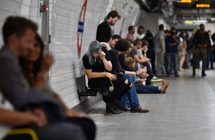 The Sun online Warren Allott General Views of the all night tube line