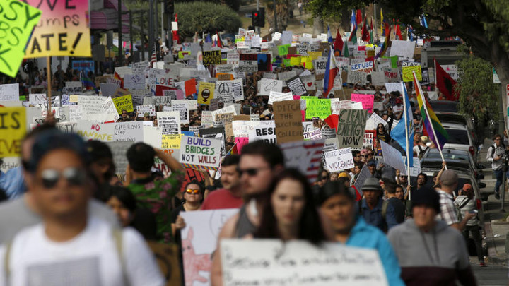la-me-los-angeles-trump-protest-20161112-photo-017