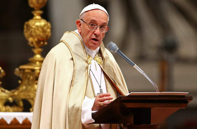 Pope Francis speaks as he leads a consistory ceremony to install 17 new cardinals in Saint Peter's Basilica at the Vatican November 19, 2016.    REUTERS/Stefano Rellandini