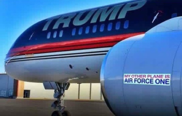 trump_jet_sticker