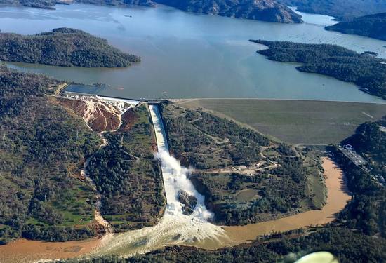 dam2_2-12_9am_peewee_curiel