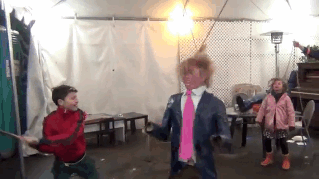 trump-pinata-kids[1]