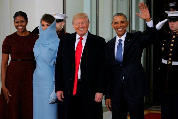 trump tie melania collar