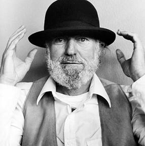 LawrenceFerlinghetti_NewBioImage