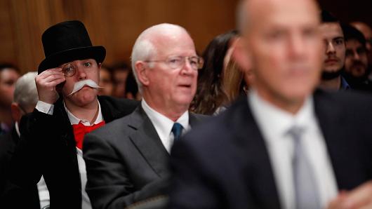 104752231-RTS1F4BQ.530x298