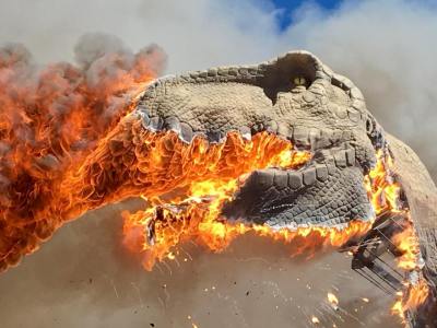 royal-gorge-t-rex-fire[1]