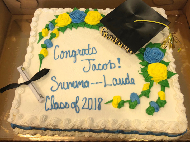 graduation_cake_cum_laude