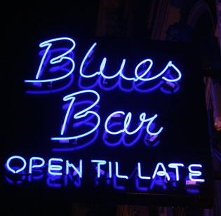 blues-open-later